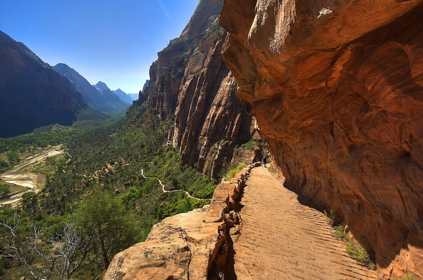 After seeing two Angels Landing pictures on the front page I figured Id share mine 