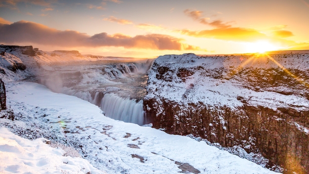 I know this sub has its fair share of Iceland already but I wanted to share my photo of Gullfoss at sunrise 