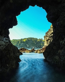  I see your Los Angeles Sea cave and raise you a Humboldt County Sea cave X