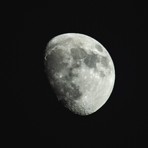  illuminated Moon  single shot handheld