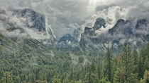  Inspiration Point in Yosemite National Park CA just after a heavy rain storm OC shot with my Note