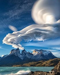  Lenticular clouds Chile Credit Michael Fung