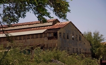 A large building at a defunct sugar mill I explored while in Maui Hawaii OC x