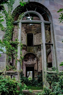 Abandoned Entrance to a Neoclassical Scottish Mansion That Was Built Out of Spite x OC