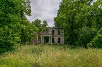 Abandoned Farmhouse Near Dayton Ohio 