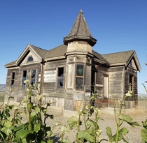 Abandoned home near Soledad CA