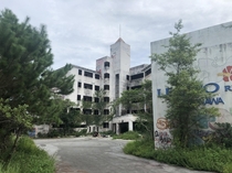 Abandoned hotel in Okinawa