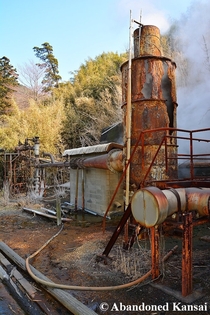 Abandoned Japanese hot spring near a hotel where Emperor Hirohito used to stay occasionally 