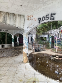 Abandoned mansion in Jaco Costa Rica
