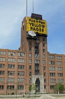 Abandoned Michigan Bell Building - Highland Park Detroit 