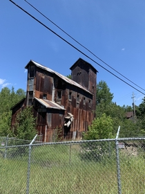 Abandoned mine shaft in cobalt Ontario For those interested in abandoned mining buildings and machinery cobalt is the place for you