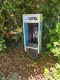 Abandoned payphone enclosure Virginia Hylton Park Lexington SC