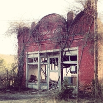 Abandoned Store in Crowders Mountain NC 