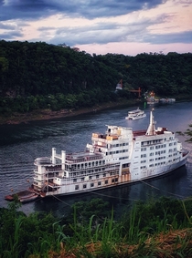 Abandoned vessel Puerto Iguaz Argentina