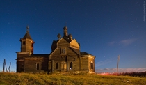 Abandoned wooden church in Barabanovo village of Krasnoyarsk krai of Russia by Dmitry Yurlagin Sourcemore pics in comments