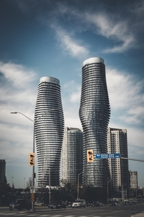 Absolute World Twin Condominiums in Mississauga Canada 