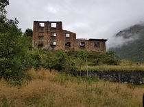 An abandoned German brewery in Cajas national park in Ecuador