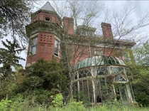 Anyone on here familiar with urbex in Greensboro NC If so shoot me a pm I got a question about a place Look at my page if you like