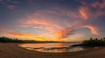 Australian sunset Airlie Beach 