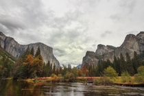 Autumn in Yosemites Valley 