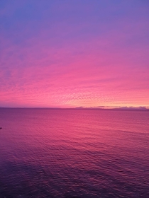beautiful beautiful sunset last night in burghead scotland  taken on the wee cliff next to my flat no editing no filter
