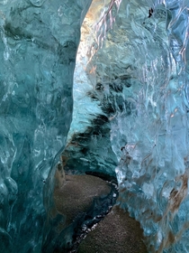 Blue Diamond Cave - Iceland  x