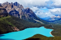 Blue Turquoise Lake Banff Canada   Jeff Clow