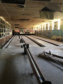 Bowling Alley at an abandoned Catskill resort OC