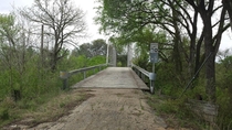 Bridge crossing the Lampasas River in Texas 