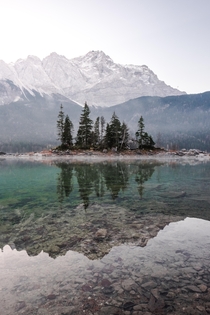 Crystal clear water and a perfect reflection at Lake Eibsee 