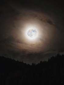 Eye of the Beholder - Moon at  illumination
