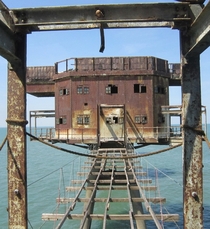 Finally a different shot of the Red Sands Maunsell Sea Forts that we havent seen posted here before Photo by ricksphotos 