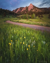 Flatirons Sunrise - Boulder Colorado 