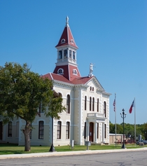 Floresville TX Courthouse built  by Alfred Giles 