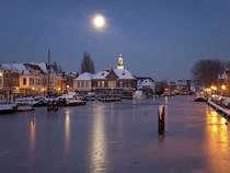 Frozen Rijn River in Leiden Netherlands 