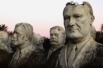 ft Presidential busts in Williamsburg Virginia 