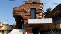Gallery House made of terracotta bricks India 