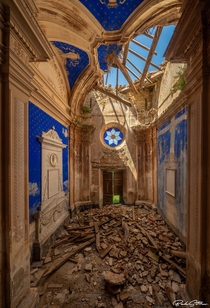 Glory Never Disappears  Beautiful abandoned chapel - Italy 
