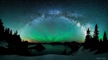 Great picture of the Milky Way arching over Crater Lake Oregon  x 