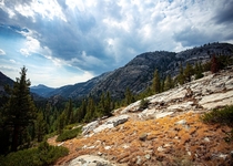 Hiking Near Mammoth Lakes in Inyo National Forest 