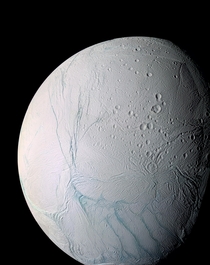 Icy Surface of Enceladus 