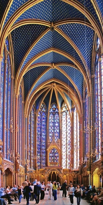 In the heart of Paris La Sainte-Chapelle is a royal medieval Gothic chapel from the th Century Its nothing short of an architectural marvel  article in comments