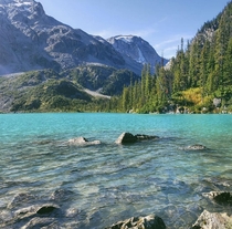 Joffre Lakes - British Columbia Canada 