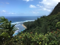 Kalalau Trail Kauai - Hiking on a beautiful March day 