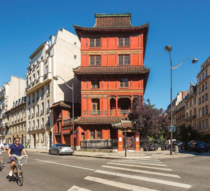 La Maison de Loo aka Red Pagoda is a private museum in Paris It was a classic mansion that was purchased by a Chinese Art dealer and transformed into red-coloured pagoda by the architect Franois Bloch in 