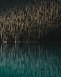 Lake Louise - Equilibrium 