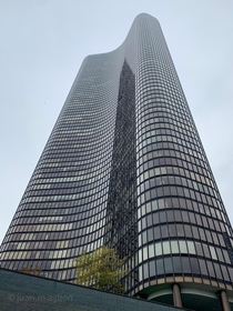 Lake Point Tower in ChicagoIL Designed by John Heinrich and George Schipporeit 