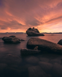 Lake Tahoes Bonsai Rock shortly after sunset OC 