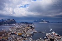 lesund Norway - photo by Dave Derbis 