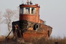 Little abandoned boat in Marquette MI